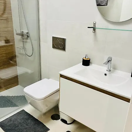 New 2022 Casanovas-apartment Center Апартаменты Торевьиа